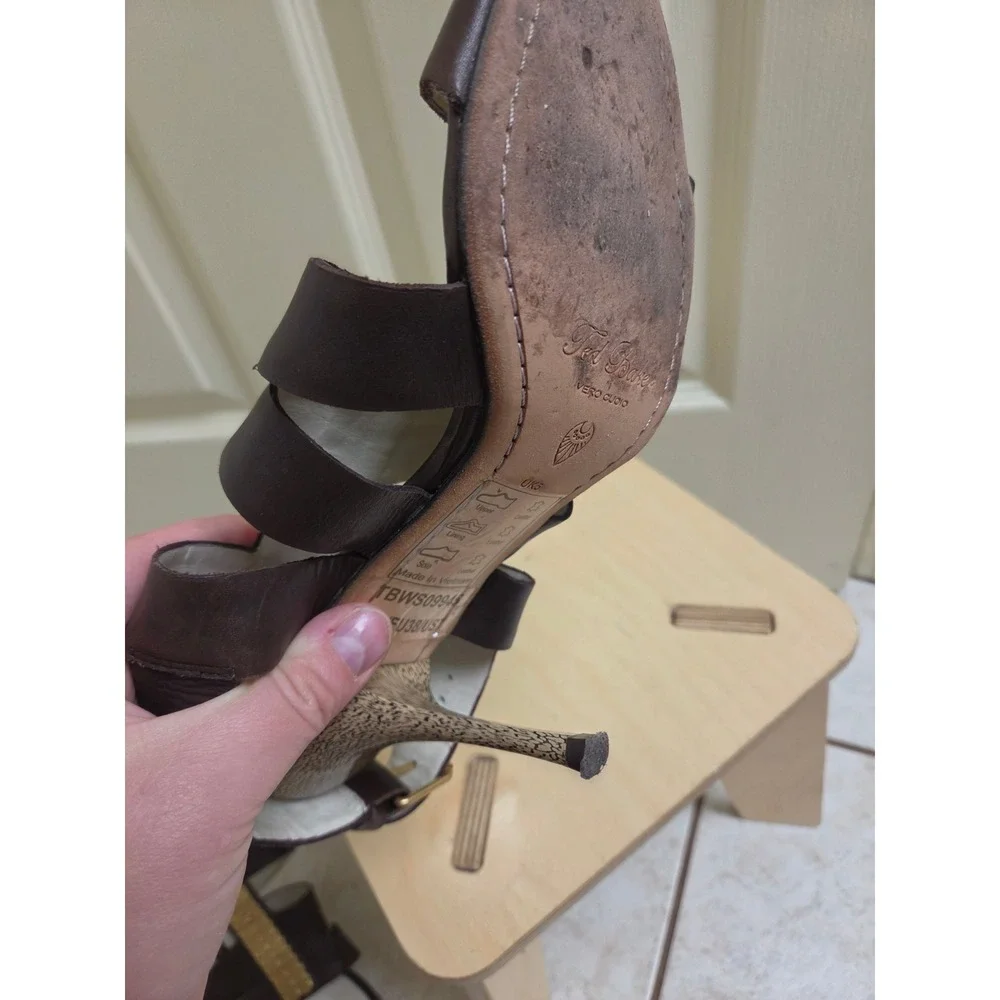 Ted Baker London Brown Leather Stiletto Sandals‎ Gold Hardware TBWS09945 Size 7